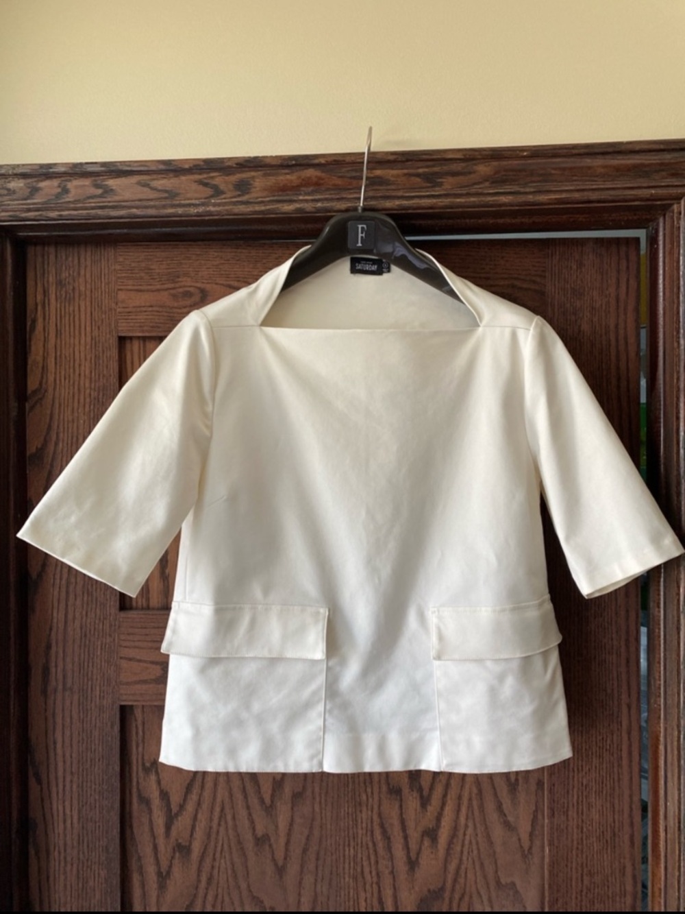 Kate Spade stylish Square-Neck Short Sleeve Boxy Top with flap pockets- Like New